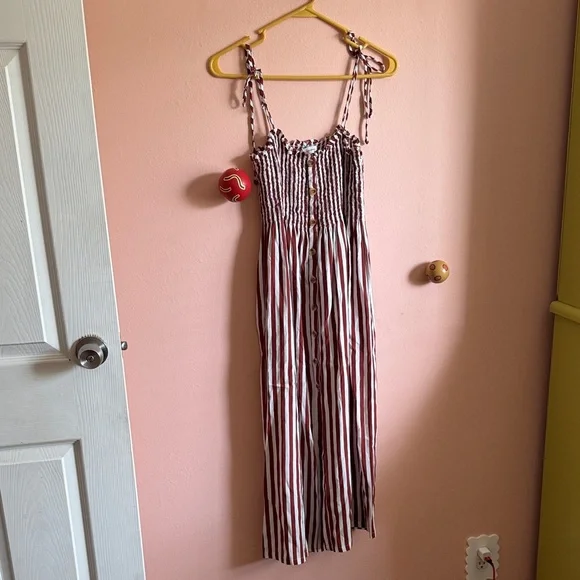 Smocked Button-front Dress - Picture 3 of 8